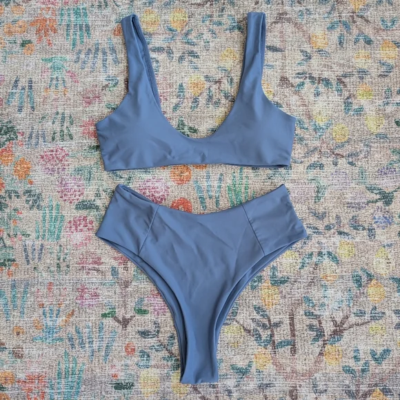 Blue Bikini Set - Picture 2 of 7